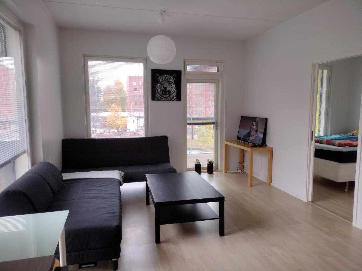 Private-yksityinen-частный In Shared Into Airport-bustrain Station-university Homestay *