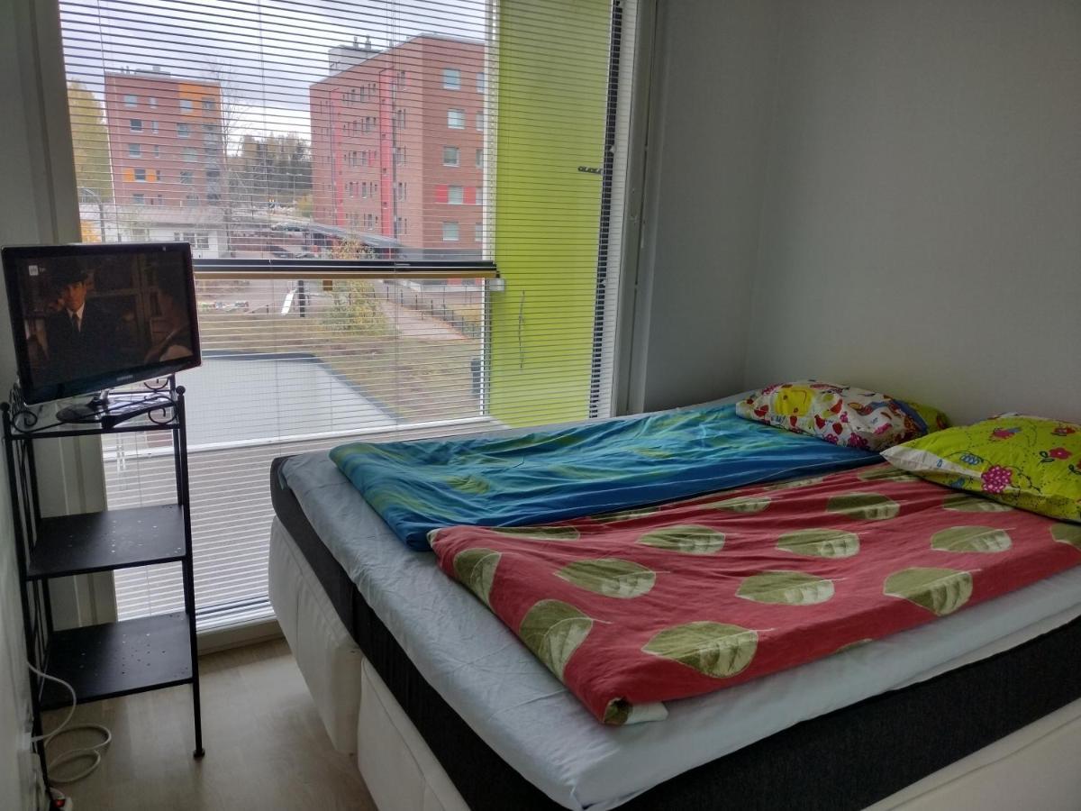 Homestay Private-yksityinen-частный In Shared Into Airport-bustrain Station-university Helsinki
